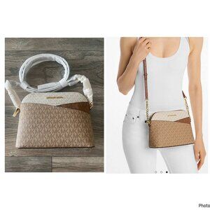 NWT Jet Set Travel Medium Color-Block Signature Logo Crossbody Bag